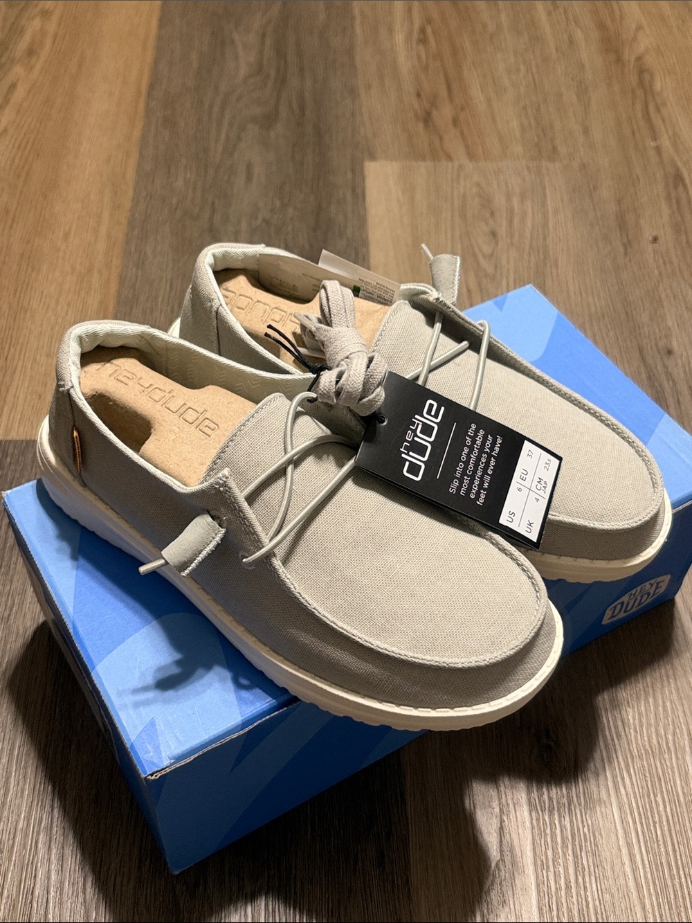 Hey Dude Wendy Chambray Light Grey Women’s 6 NEW